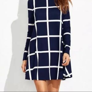 🔹NWT! Dark blue and white dress!